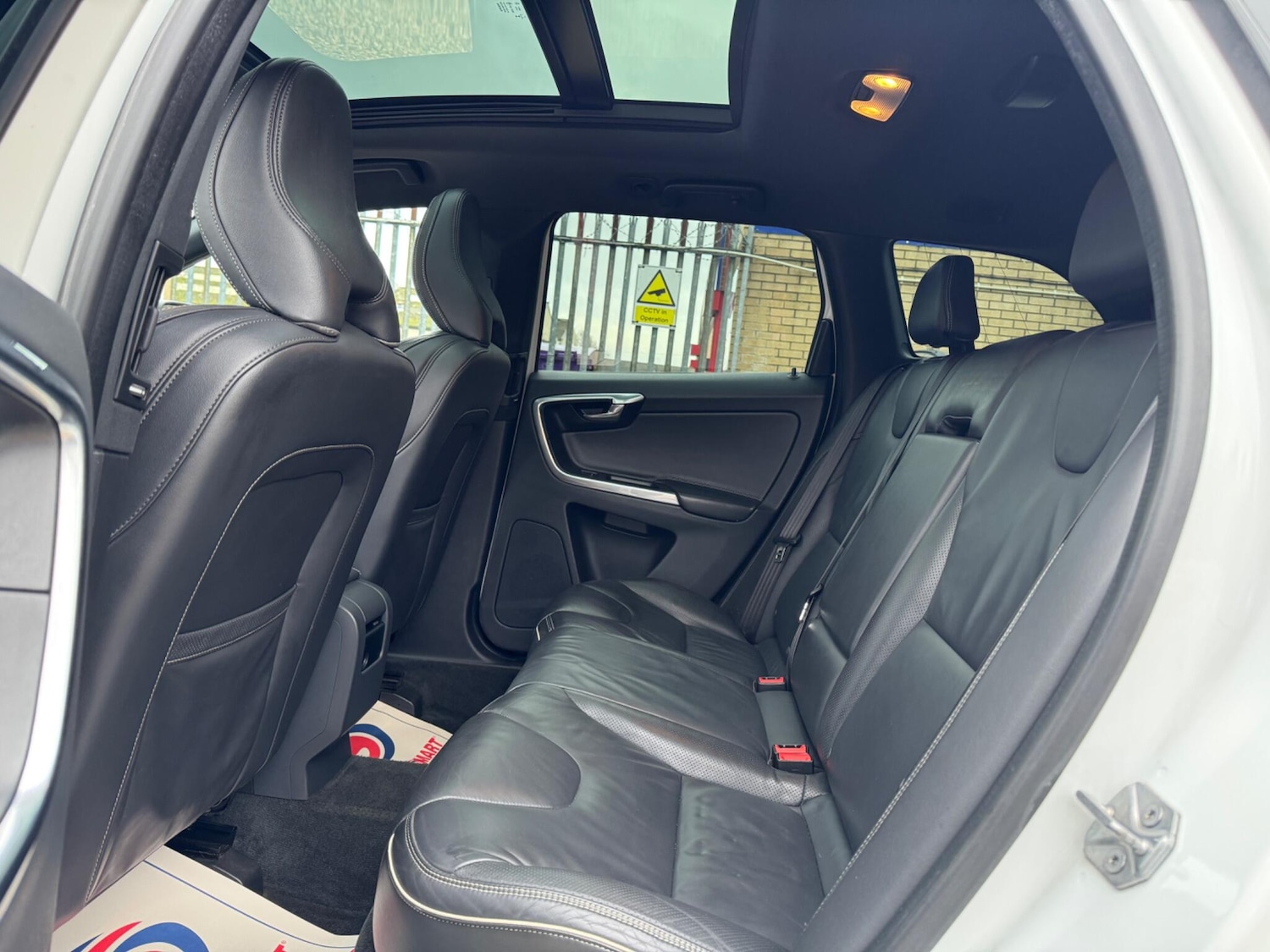 Used Volvo XC60 2016 for sale - 77612762: Photo 16