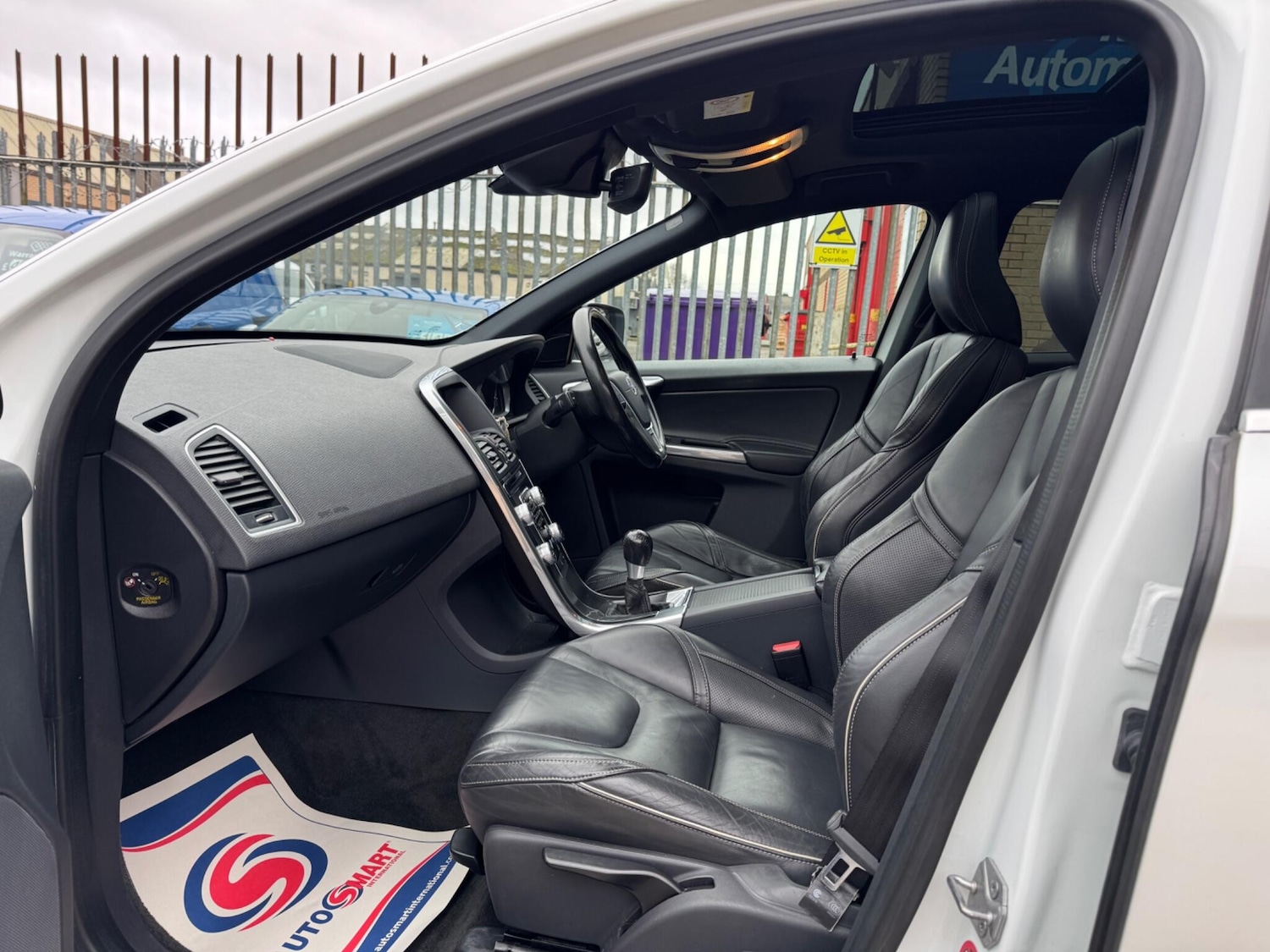 Used Volvo XC60 2016 for sale - 77612762: Photo 17