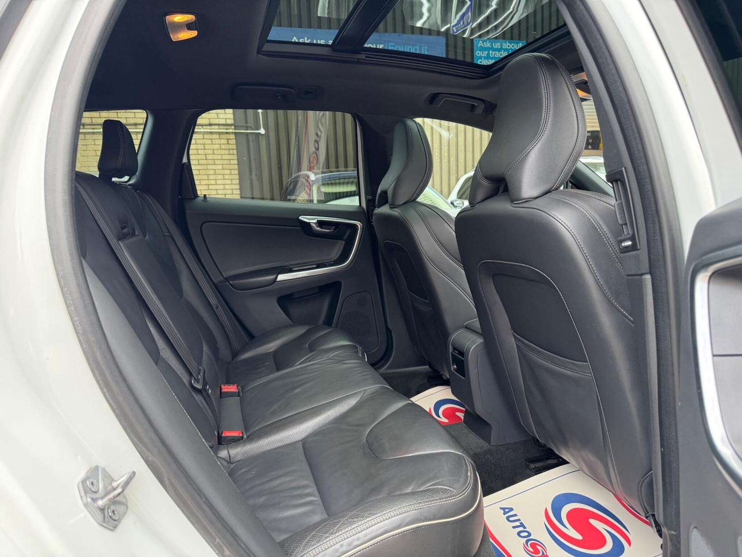 Used Volvo XC60 2016 for sale - 77612762: Photo 18