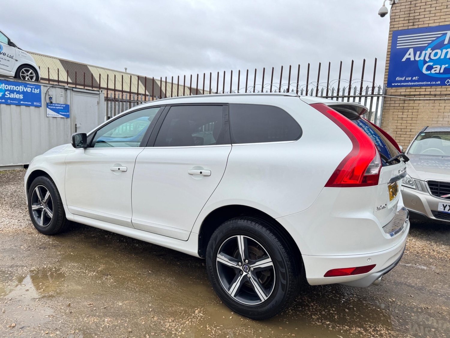 Used Volvo XC60 2016 for sale - 77612762: Photo 4