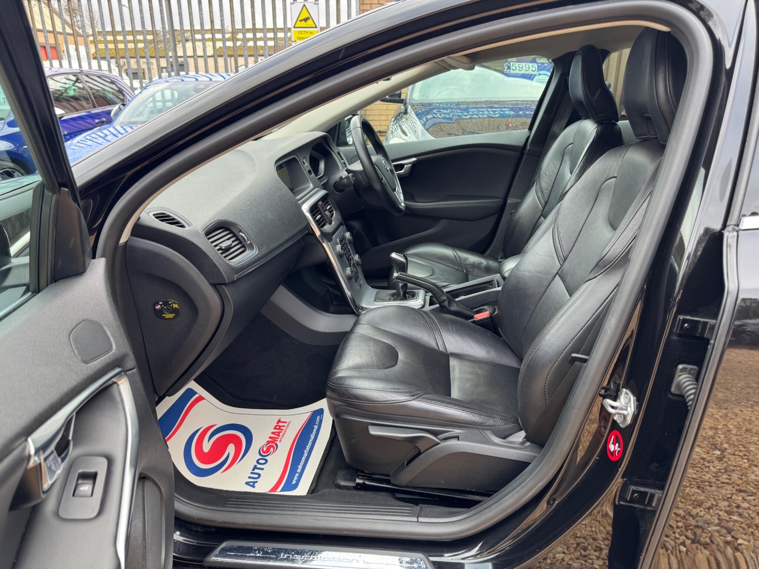 Used Volvo V40 for sale - 78127961: Photo 15