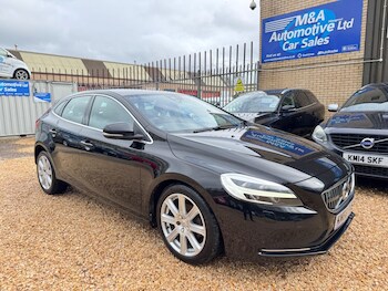 Used Volvo V40 2016 for sale - 78127961: Photo