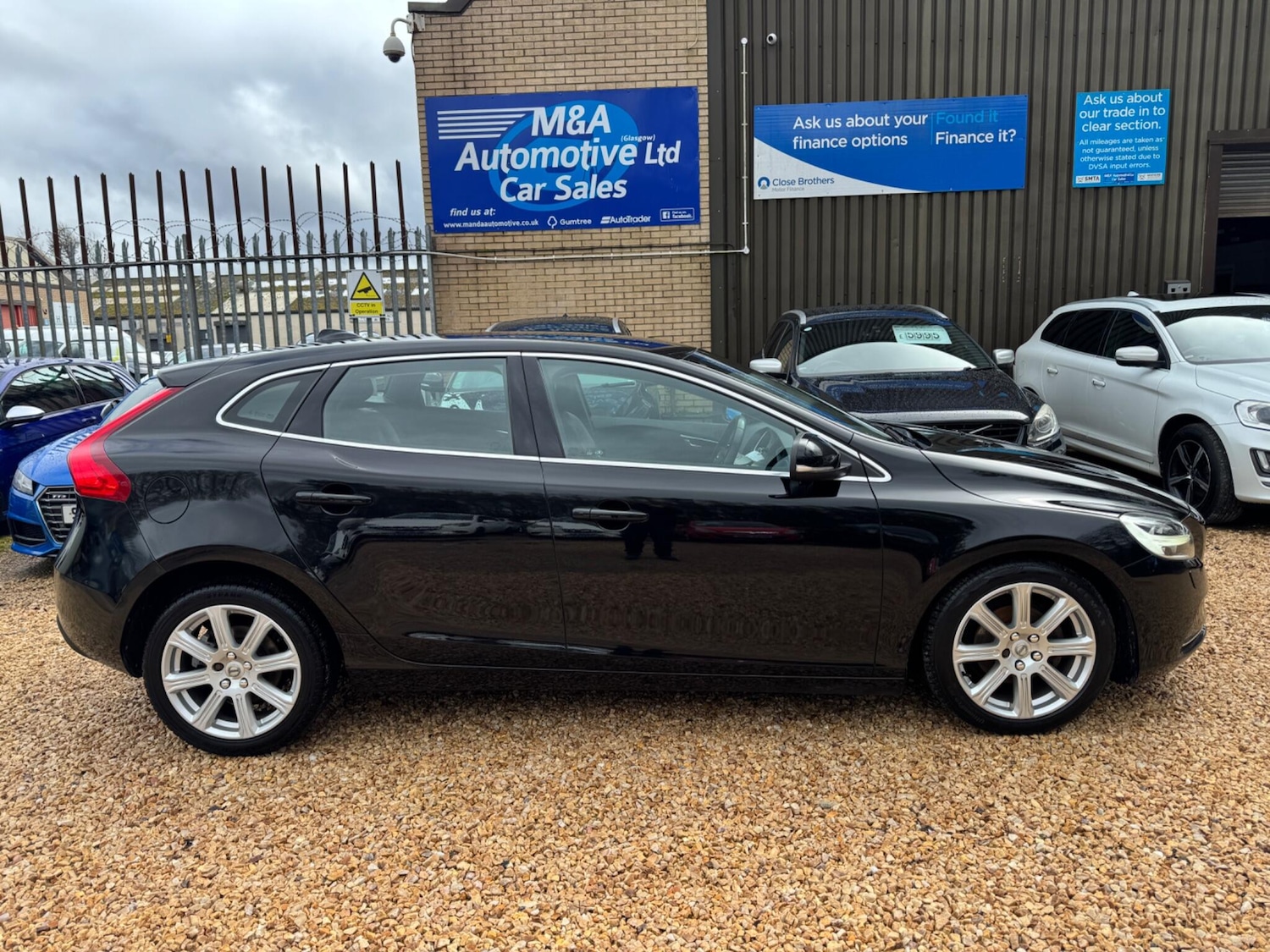 Used Volvo V40 for sale - 78127961: Photo 4
