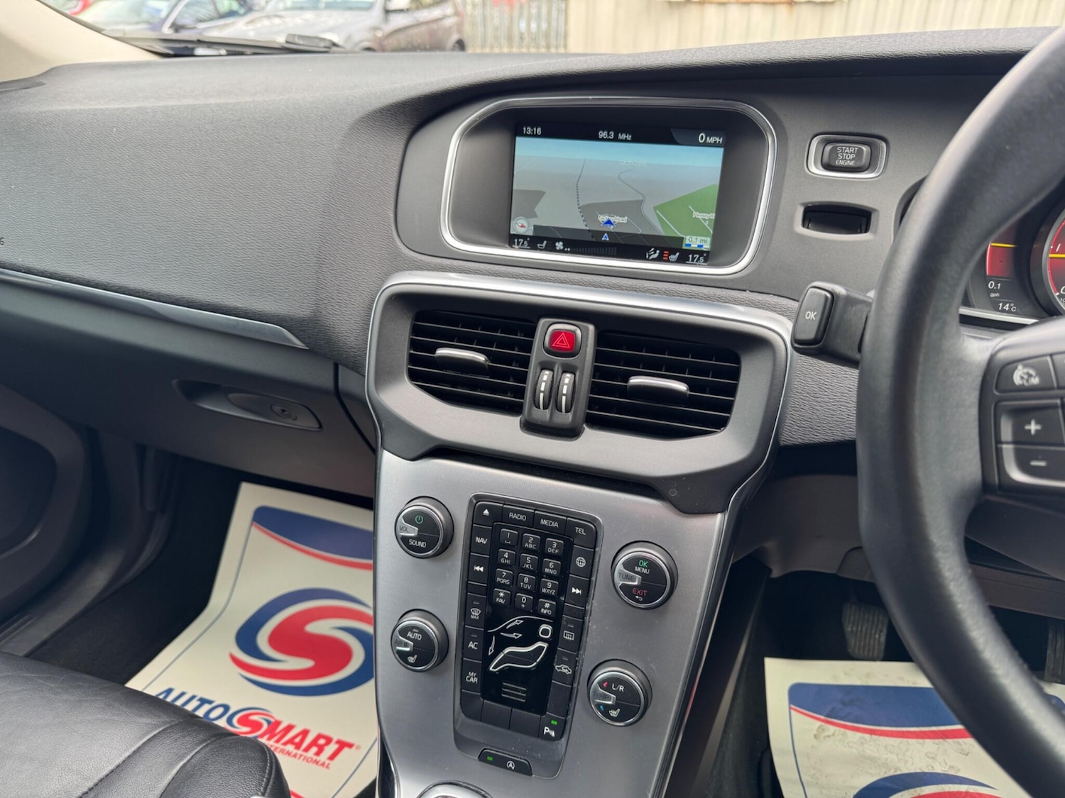 Used Volvo V40 for sale - 78127961: Photo 9