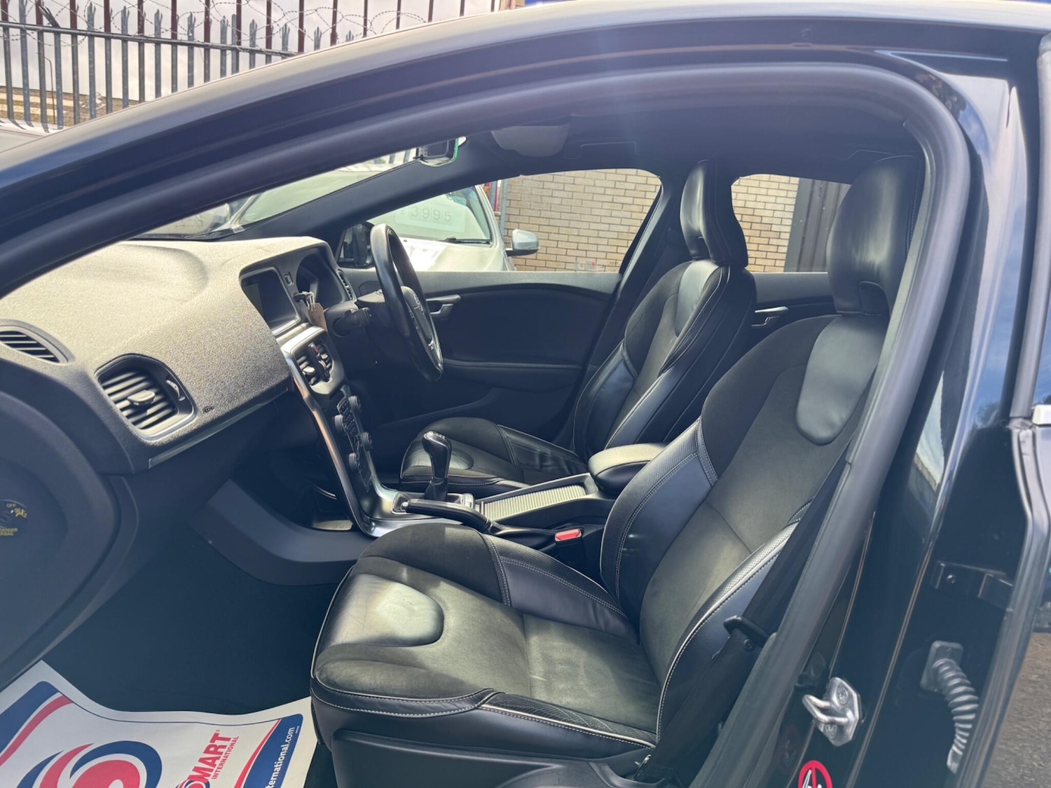 Used Volvo V40 2015 for sale - 76013681: Photo 15