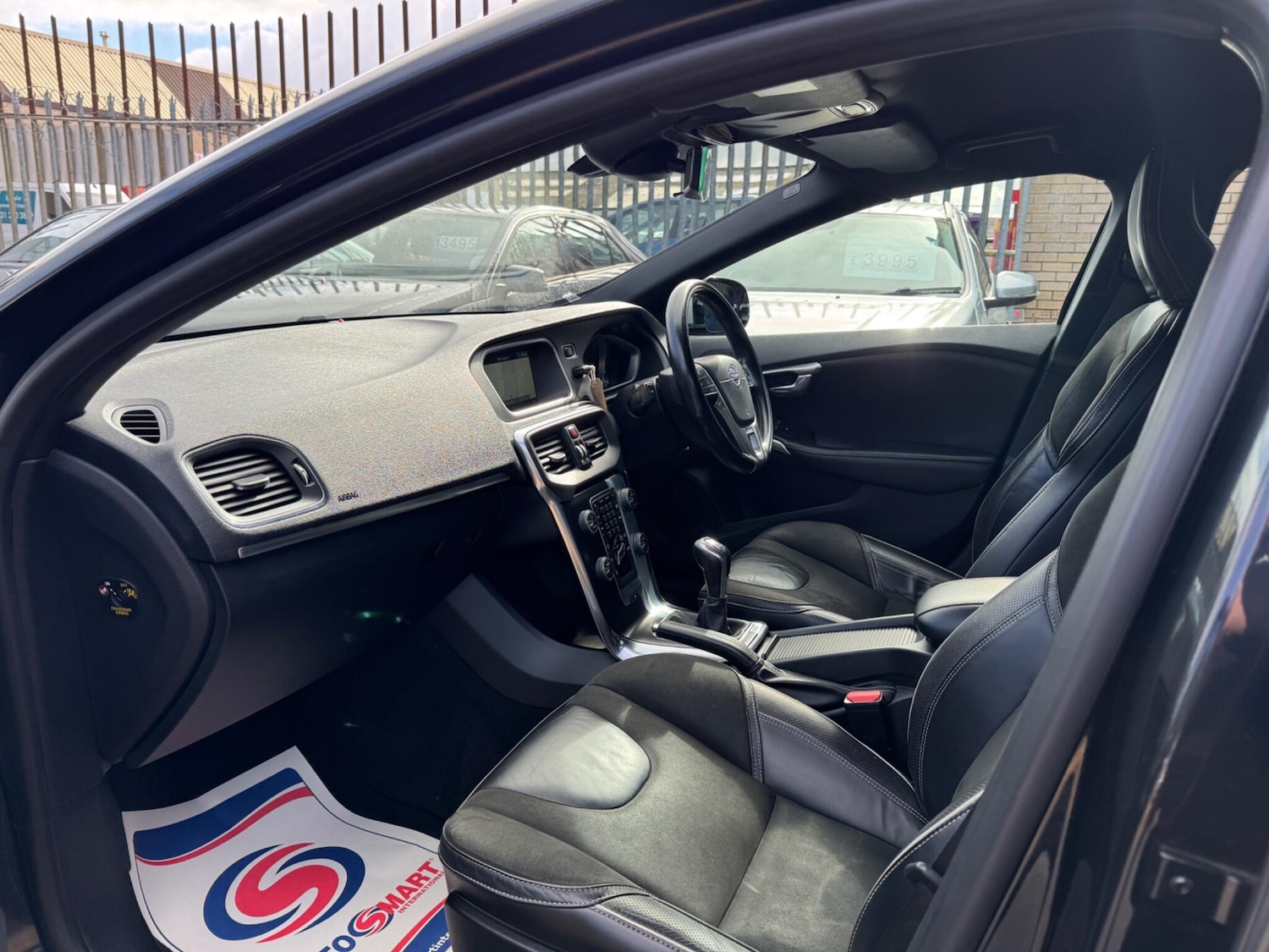 Used Volvo V40 2015 for sale - 76013681: Photo 16