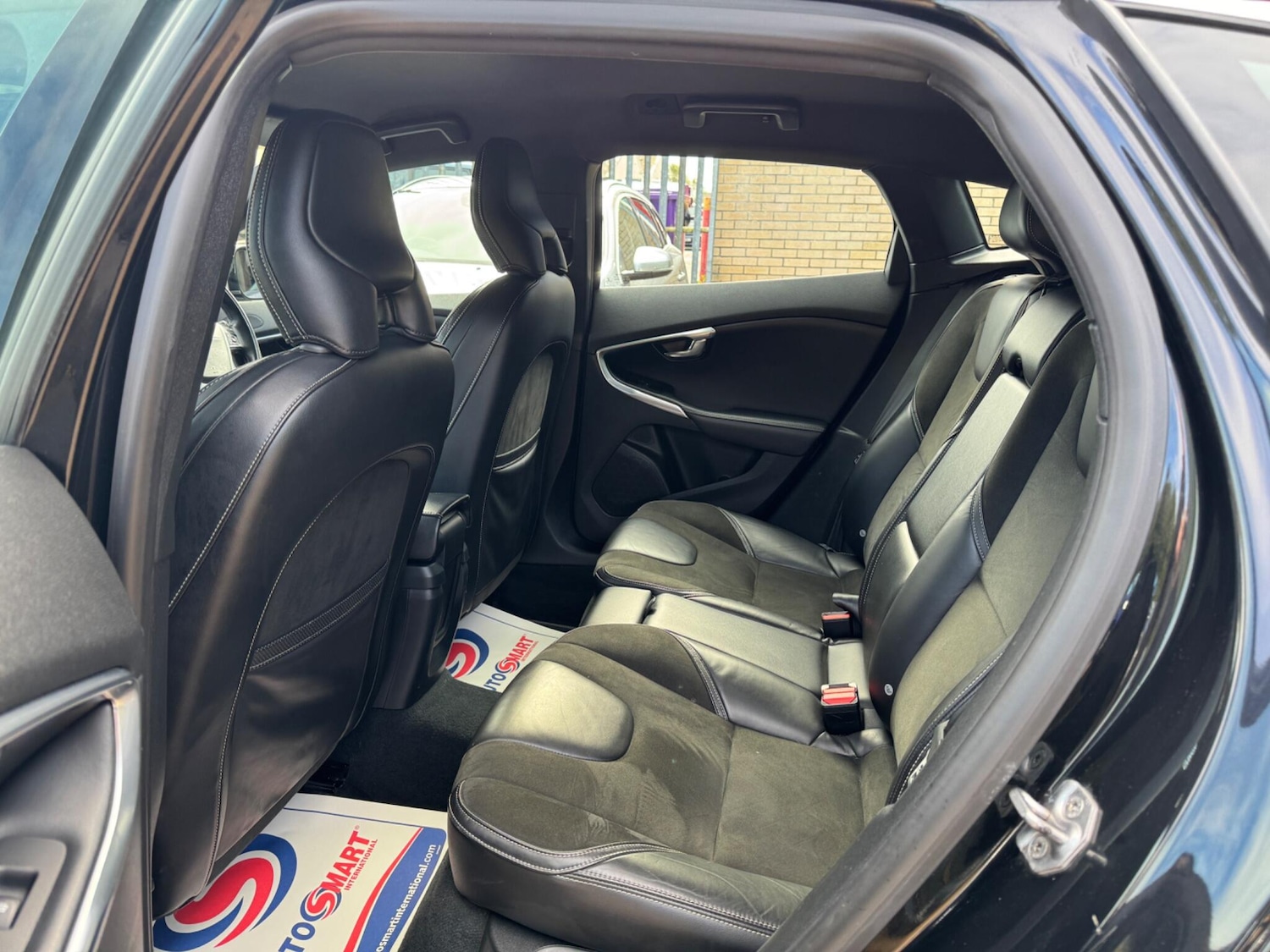 Used Volvo V40 2015 for sale - 76013681: Photo 17