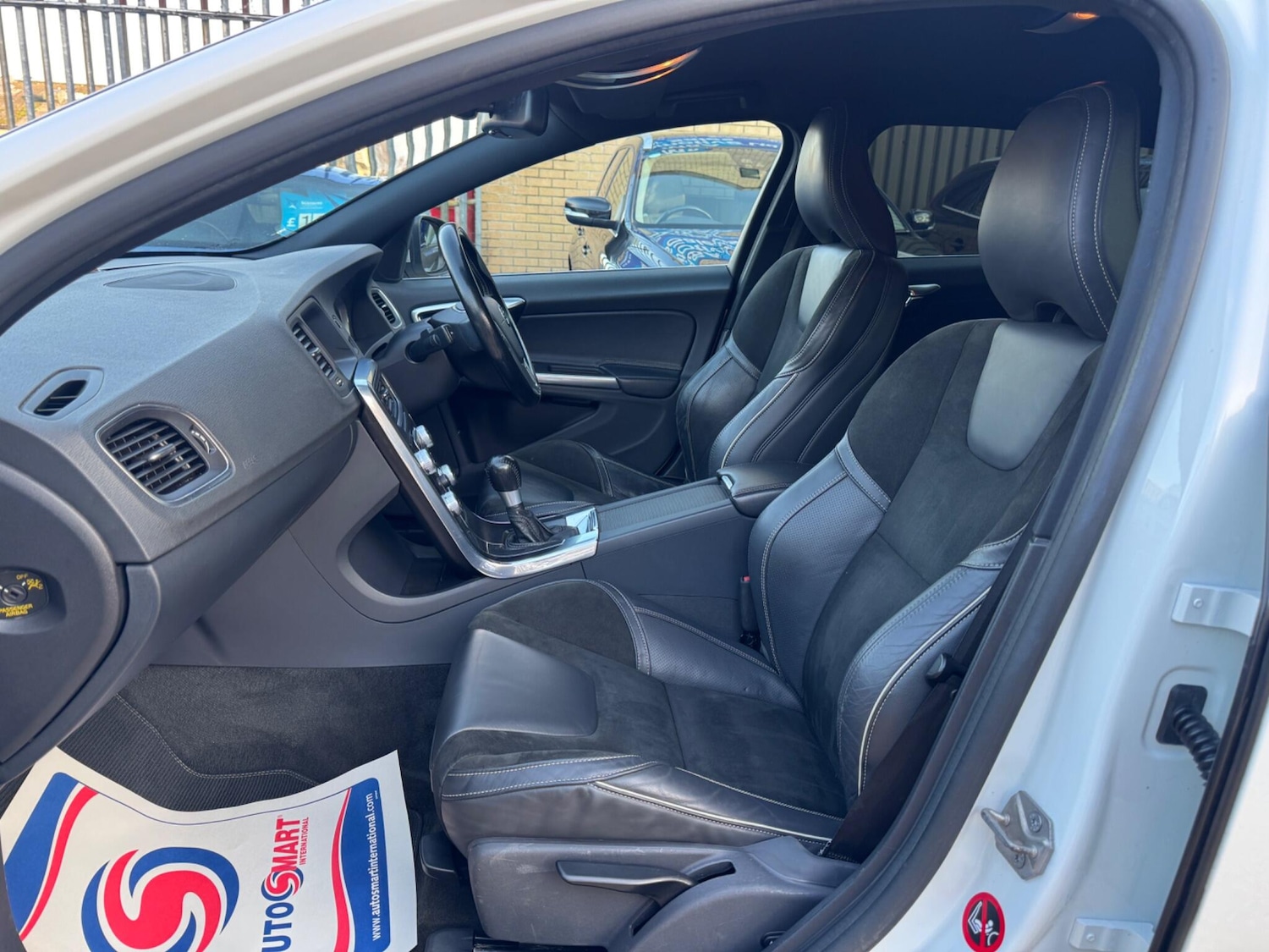 Used Volvo V60 for sale - 77977643: Photo 15