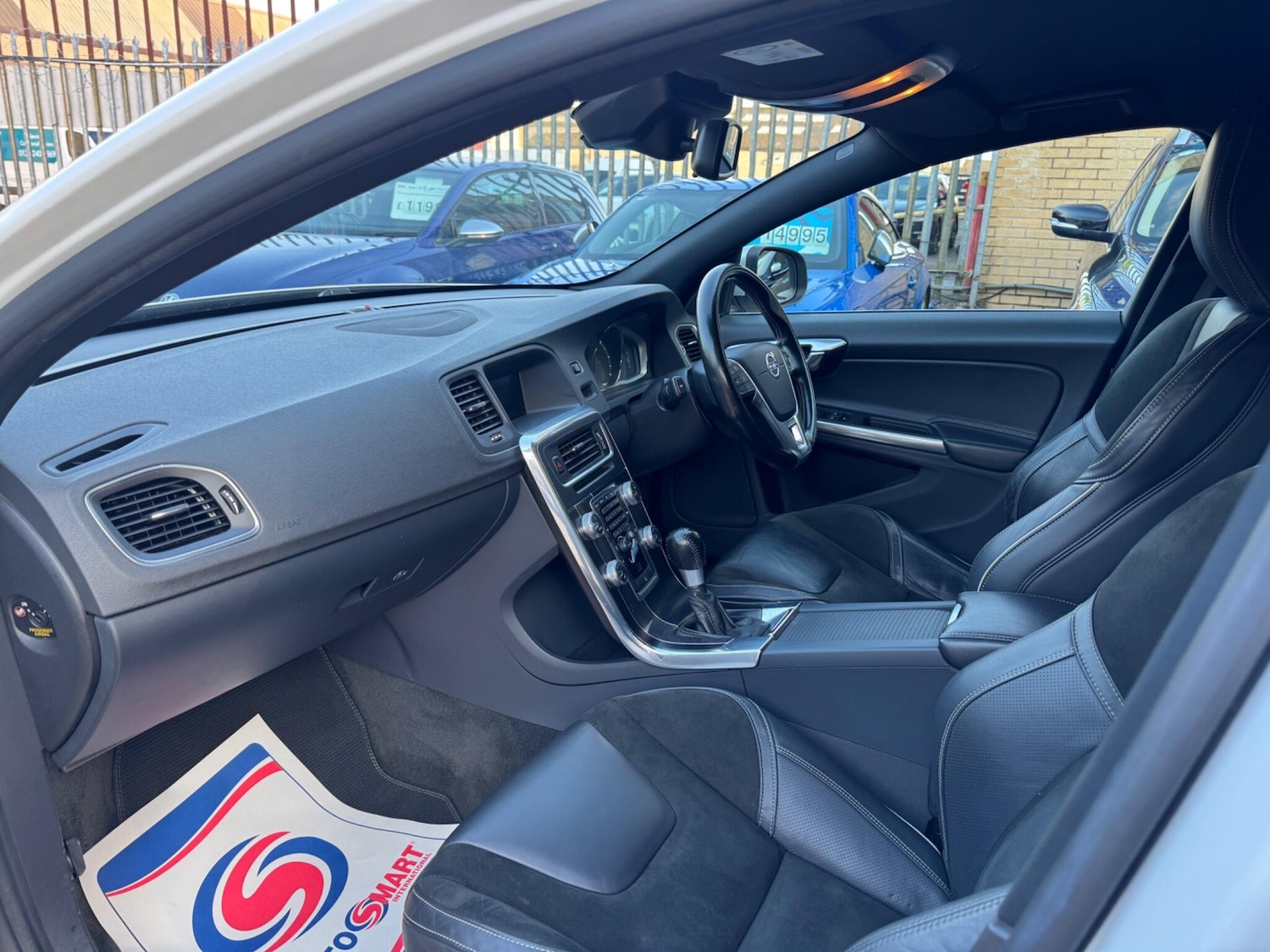 Used Volvo V60 for sale - 77977643: Photo 16