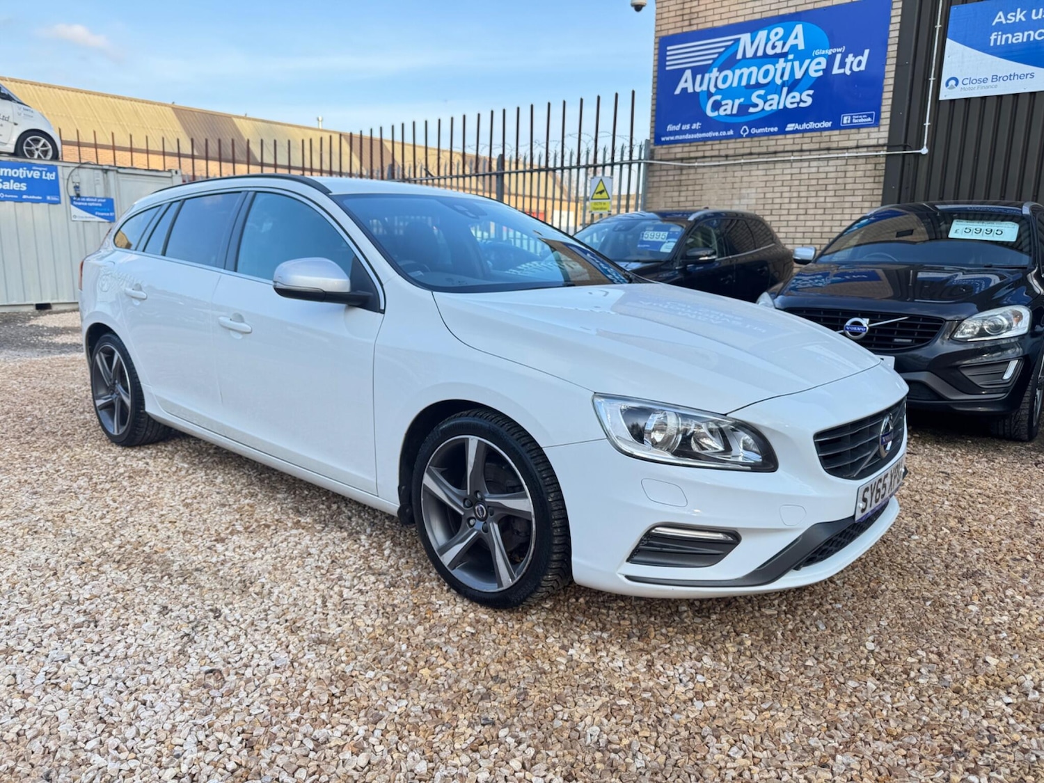 Used Volvo V60 for sale - 77977643: Photo 2