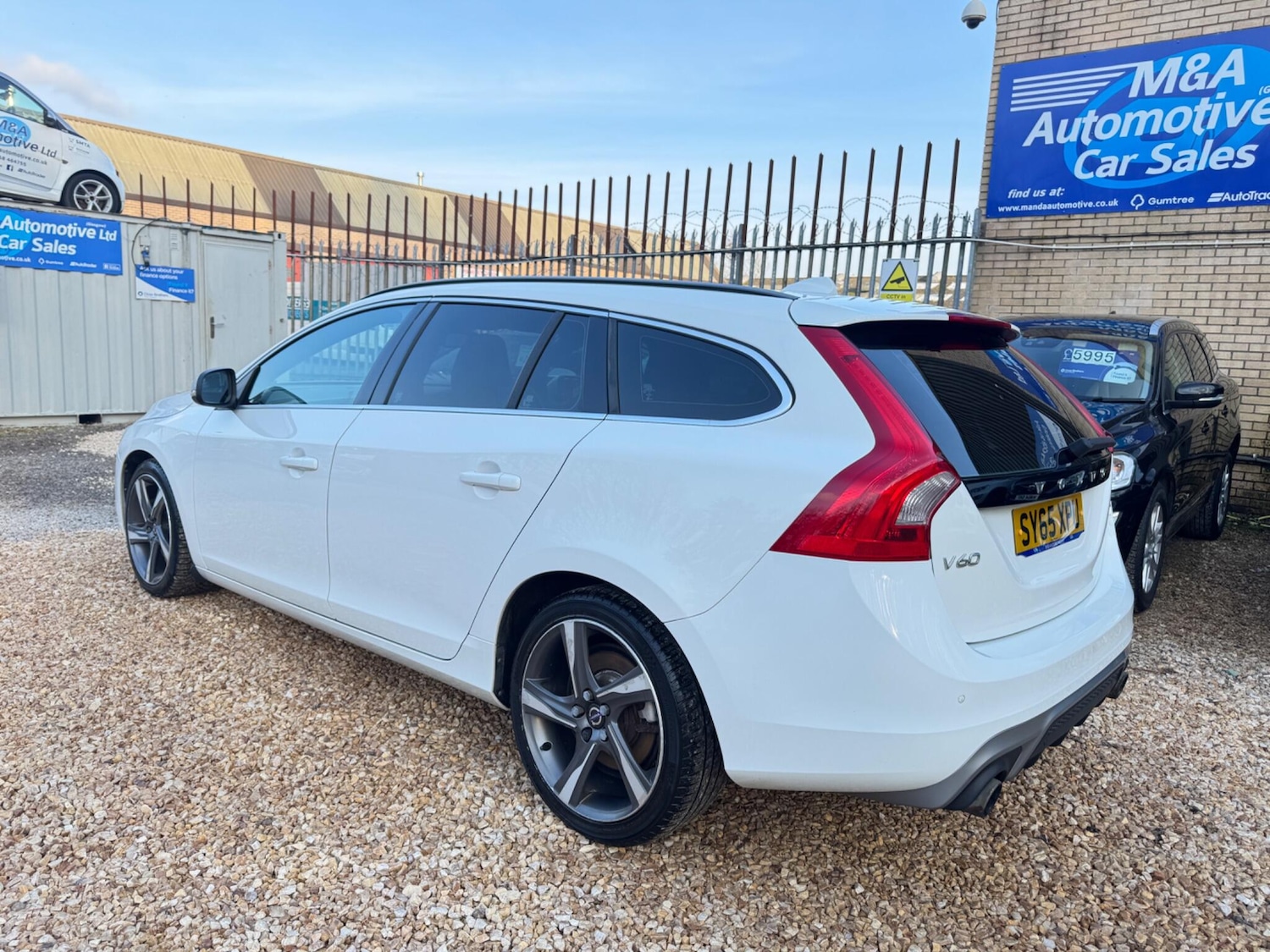 Used Volvo V60 for sale - 77977643: Photo 4