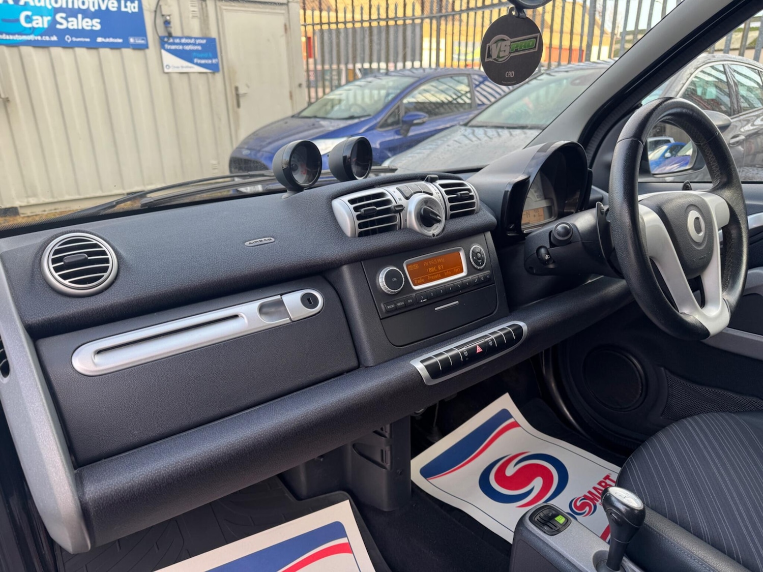 Used smart fortwo 2011 for sale - 77163334: Photo 12