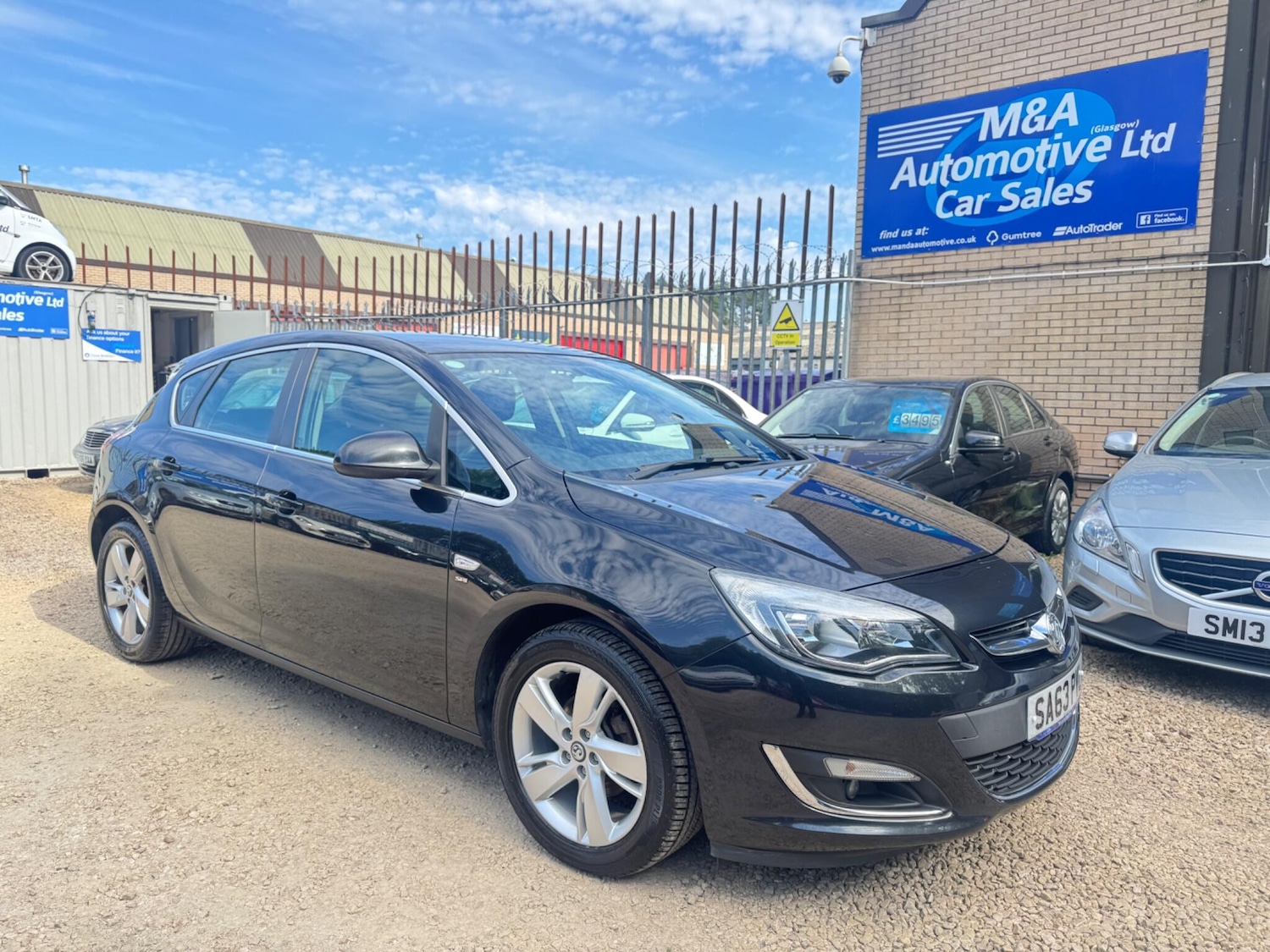 Used Vauxhall Astra 2013 for sale - 75623819: Photo 2