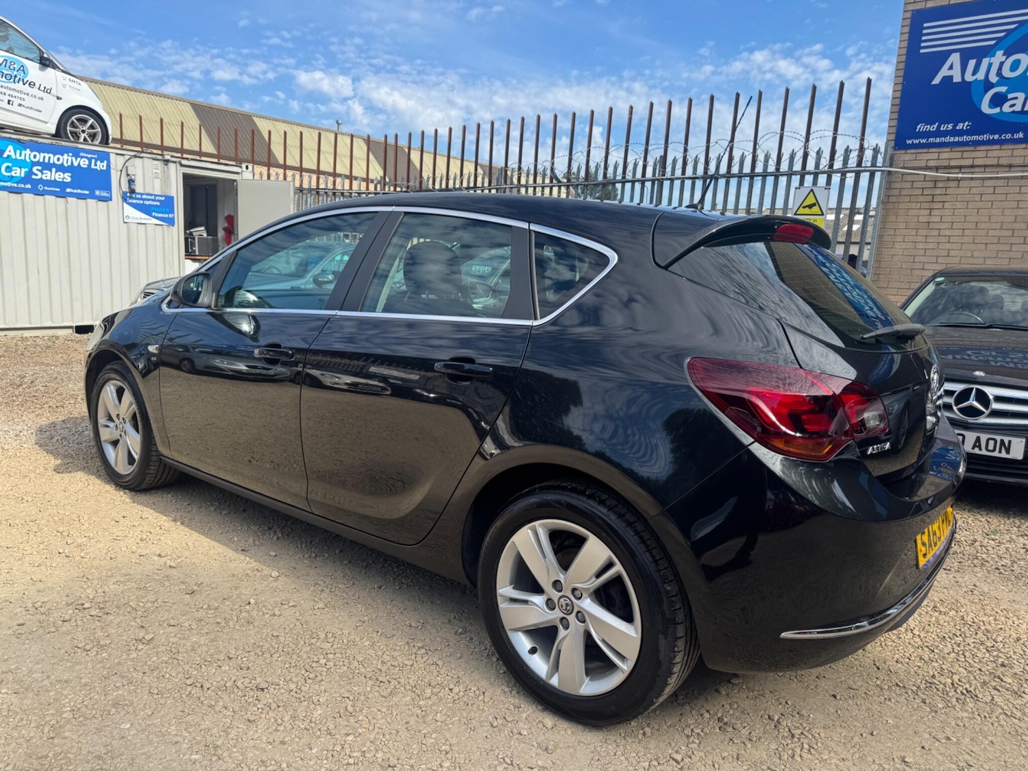 Used Vauxhall Astra 2013 for sale - 75623819: Photo 4
