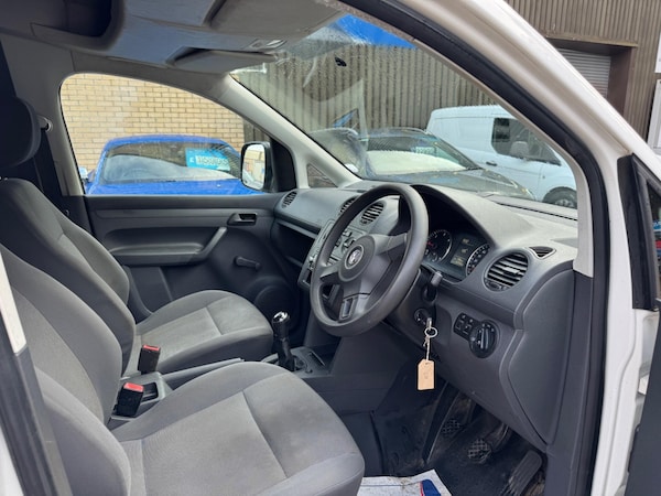 Used Volkswagen Caddy 2015 for sale - 76200387: Photo 10