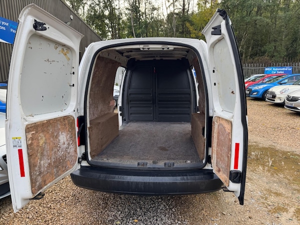 Used Volkswagen Caddy 2015 for sale - 76200387: Photo 12