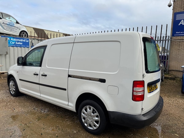Used Volkswagen Caddy 2015 for sale - 76200387: Photo 4