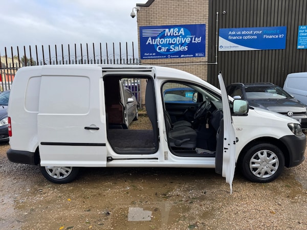 Used Volkswagen Caddy 2015 for sale - 76200387: Photo 8