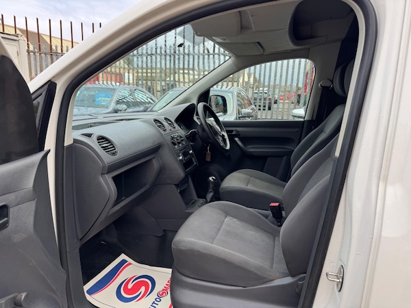 Used Volkswagen Caddy 2015 for sale - 76200387: Photo 9