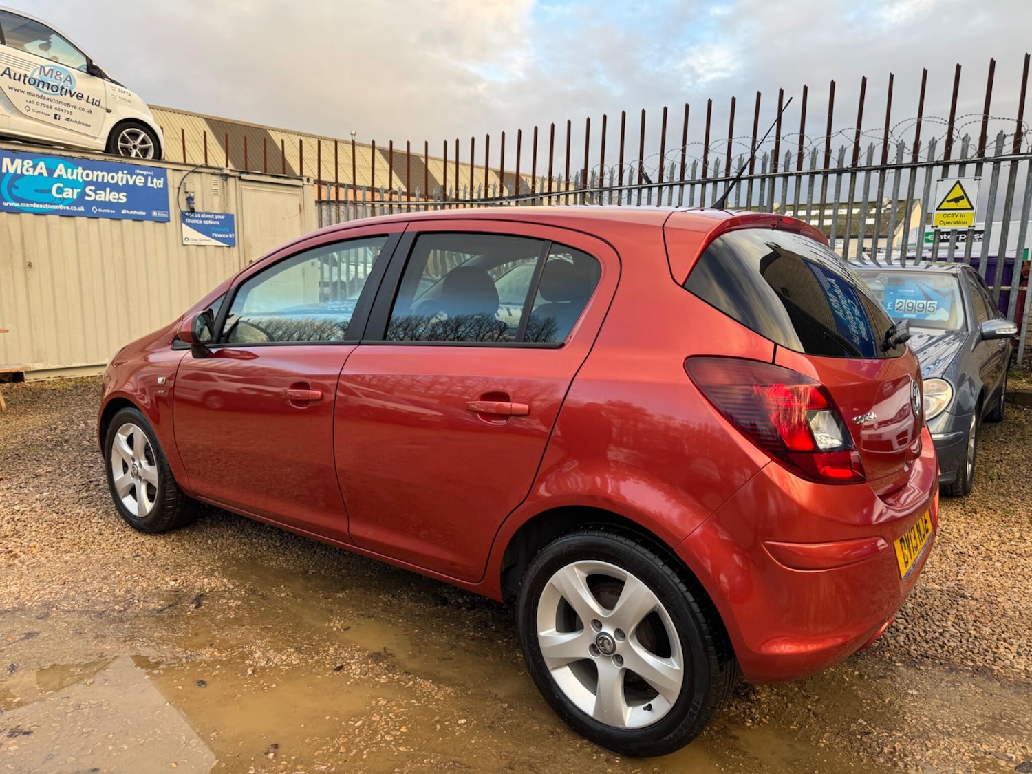 Used Vauxhall Corsa 2013 for sale - 76688950: Photo 4