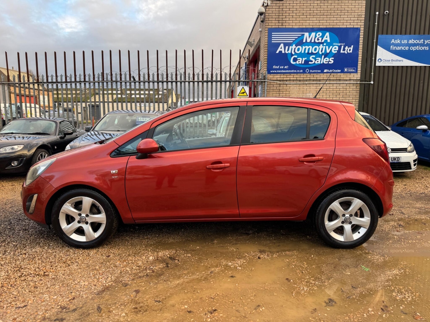 Used Vauxhall Corsa 2013 for sale - 76688950: Photo 5