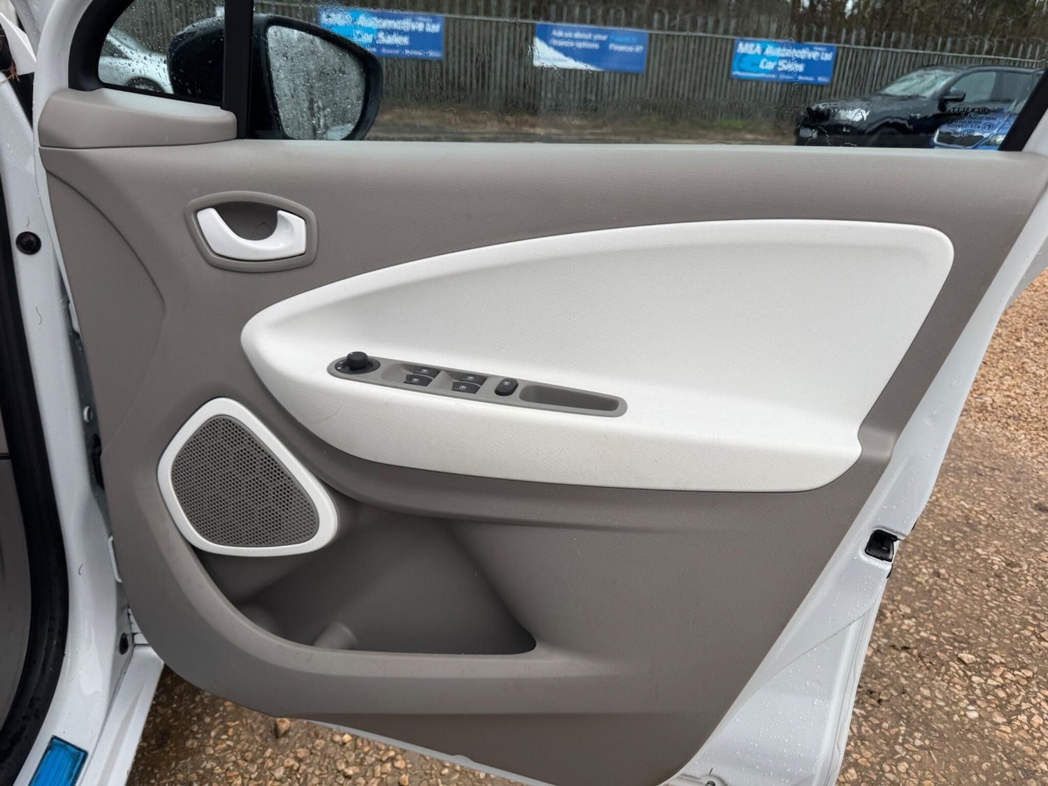 Used Renault Zoe for sale - 77705236: Photo 17