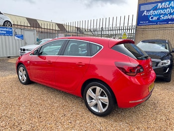 Used Vauxhall Astra 2015 for sale - 78135992: Photo