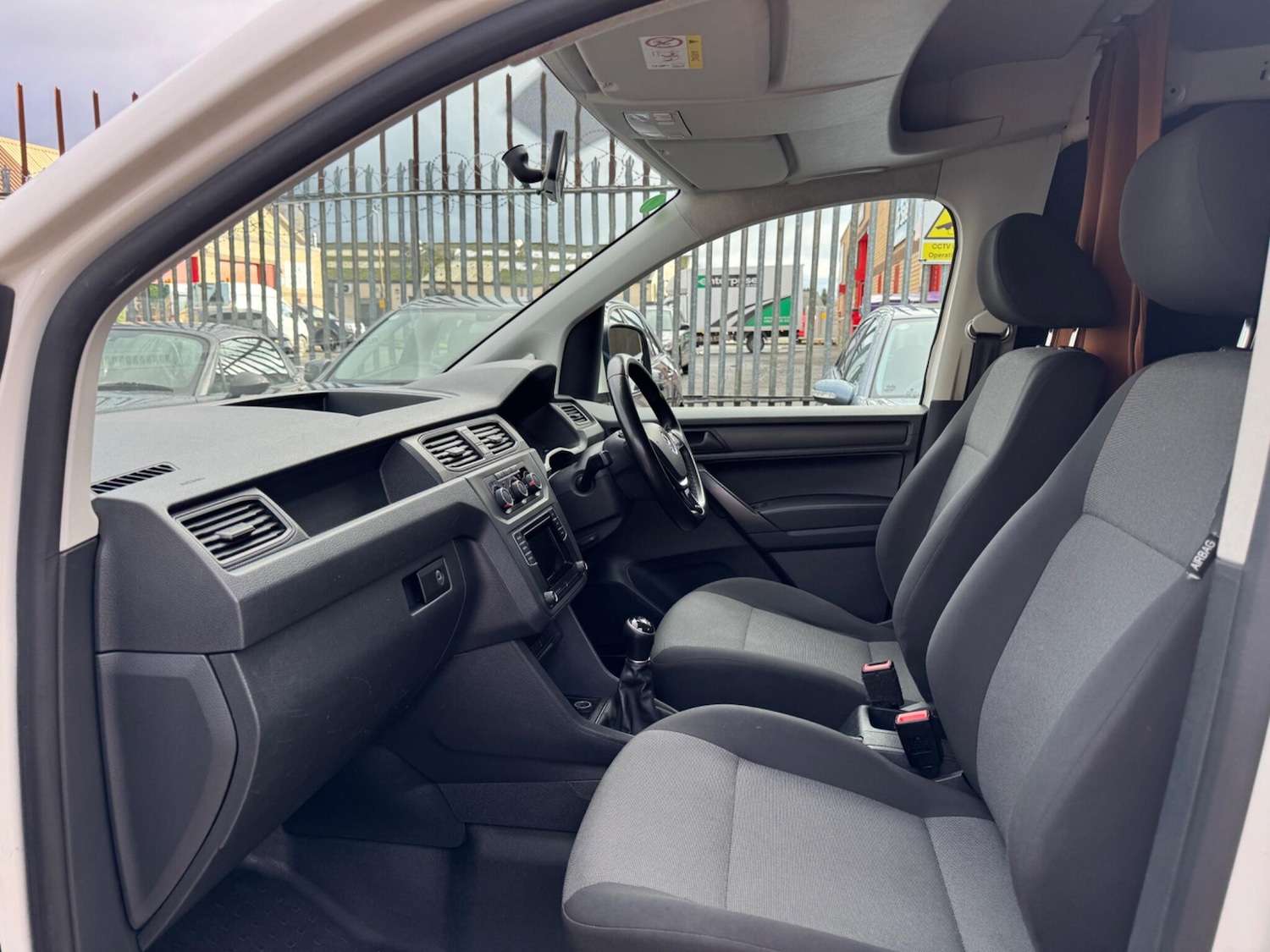 Used Volkswagen Caddy 2018 for sale - 76688803: Photo 11