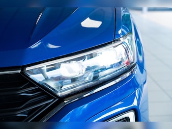 Used Volkswagen T-Roc 2021 for sale - 79089365: Photo