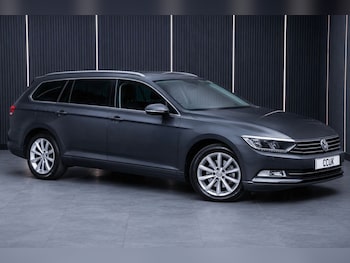 Used Volkswagen Passat 2019 for sale - 79022642: Photo
