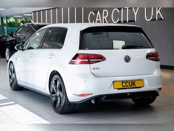 Used Volkswagen Golf 2015 for sale - 79643533: Photo