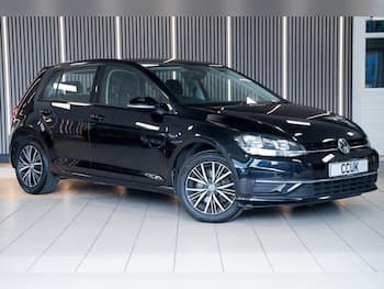 Used Volkswagen Golf 2017 for sale - 79835555: Photo