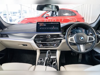 Used BMW 5 Series 2022 for sale - 79371087: Photo