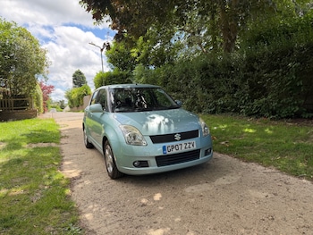 Used Suzuki Swift 2007 for sale - 79037746: Photo
