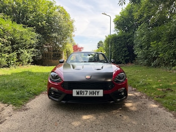 Used Abarth 124 Spider 2017 for sale - 79019675: Photo
