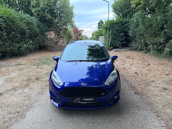 Used Ford Fiesta 2015 for sale - 79564200: Photo