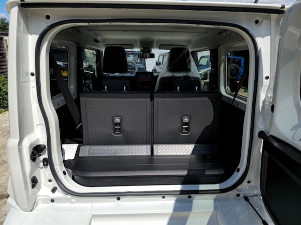 Used Suzuki Jimny 2024 for sale - 75571570: Photo 67