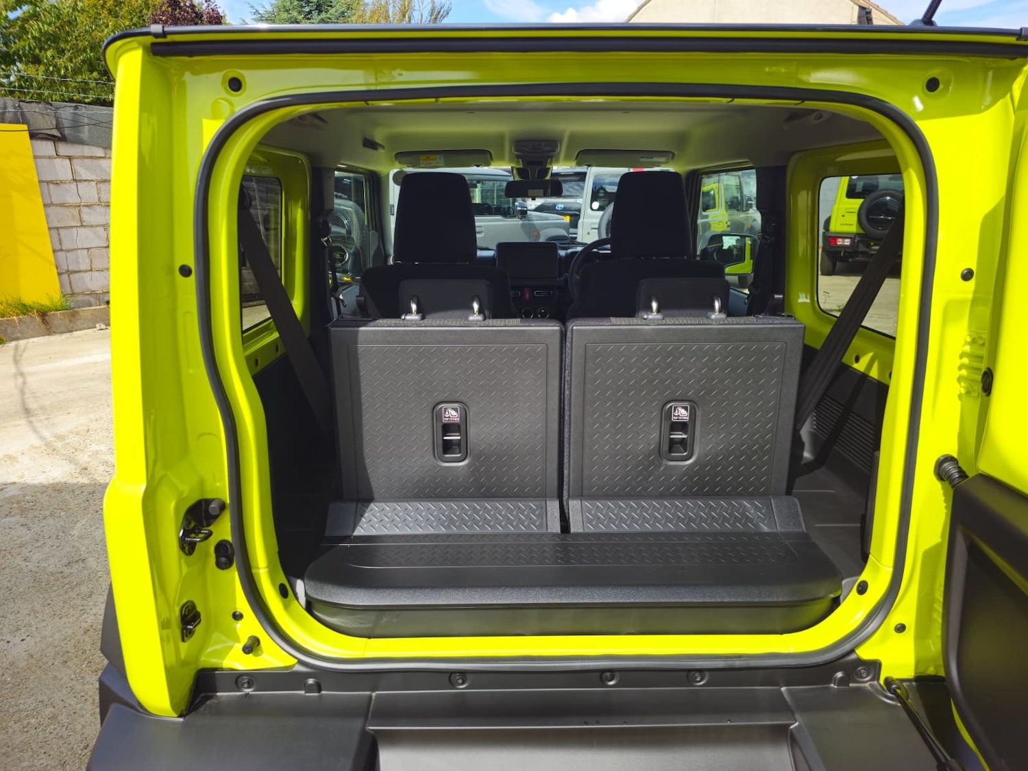 Used Suzuki Jimny 2025 for sale - 75571415: Photo 69