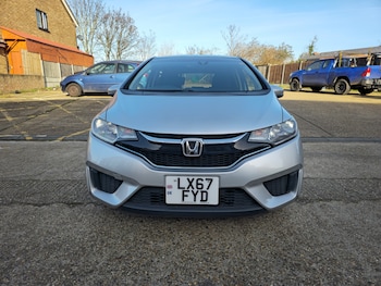 Used Honda Jazz 2023 for sale - 76142668: Photo 3