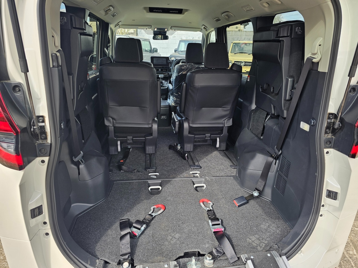 Used Toyota Noah 2024 for sale - 78198849: Photo 11