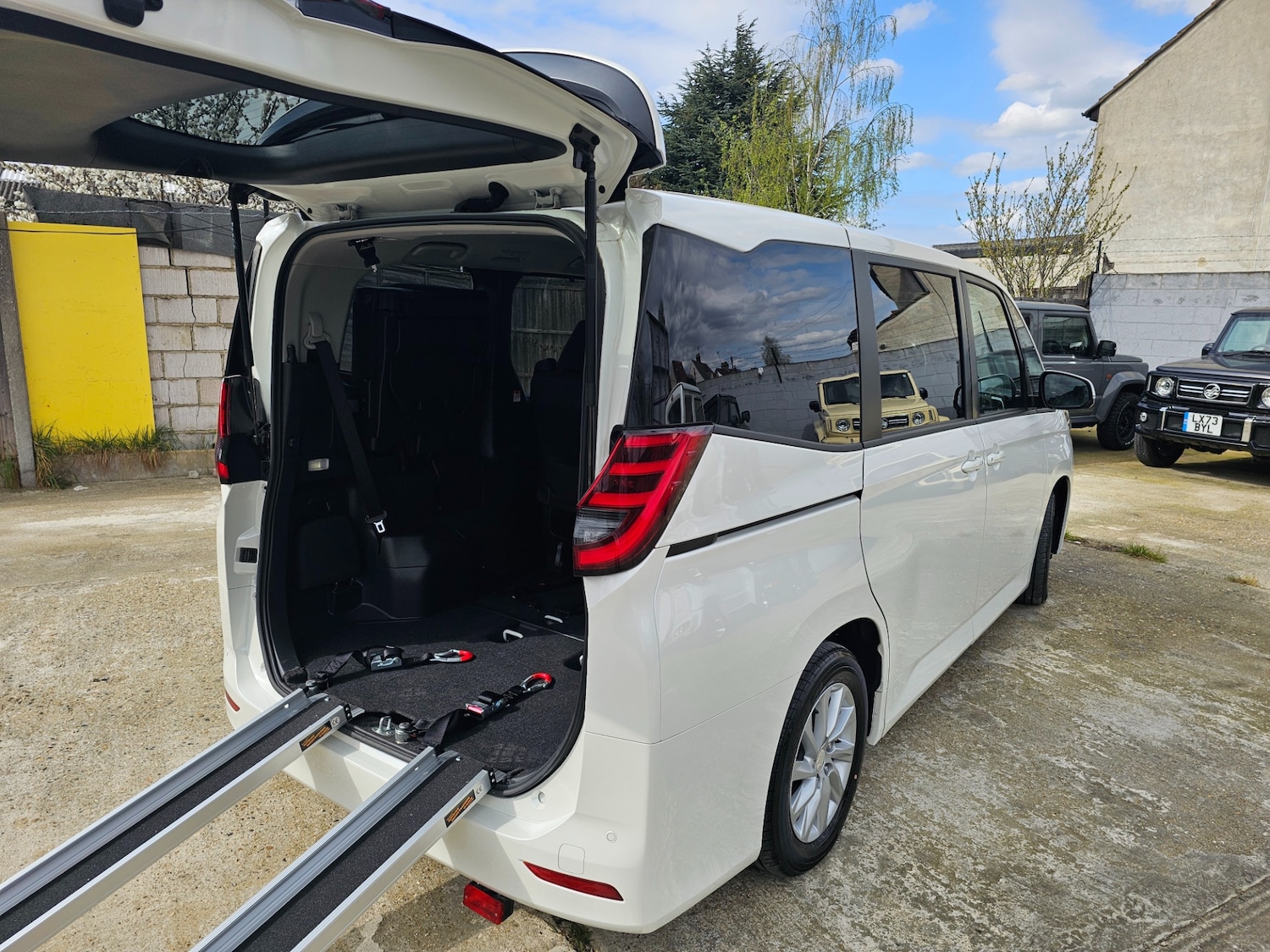 Used Toyota Noah 2024 for sale - 78198849: Photo 13