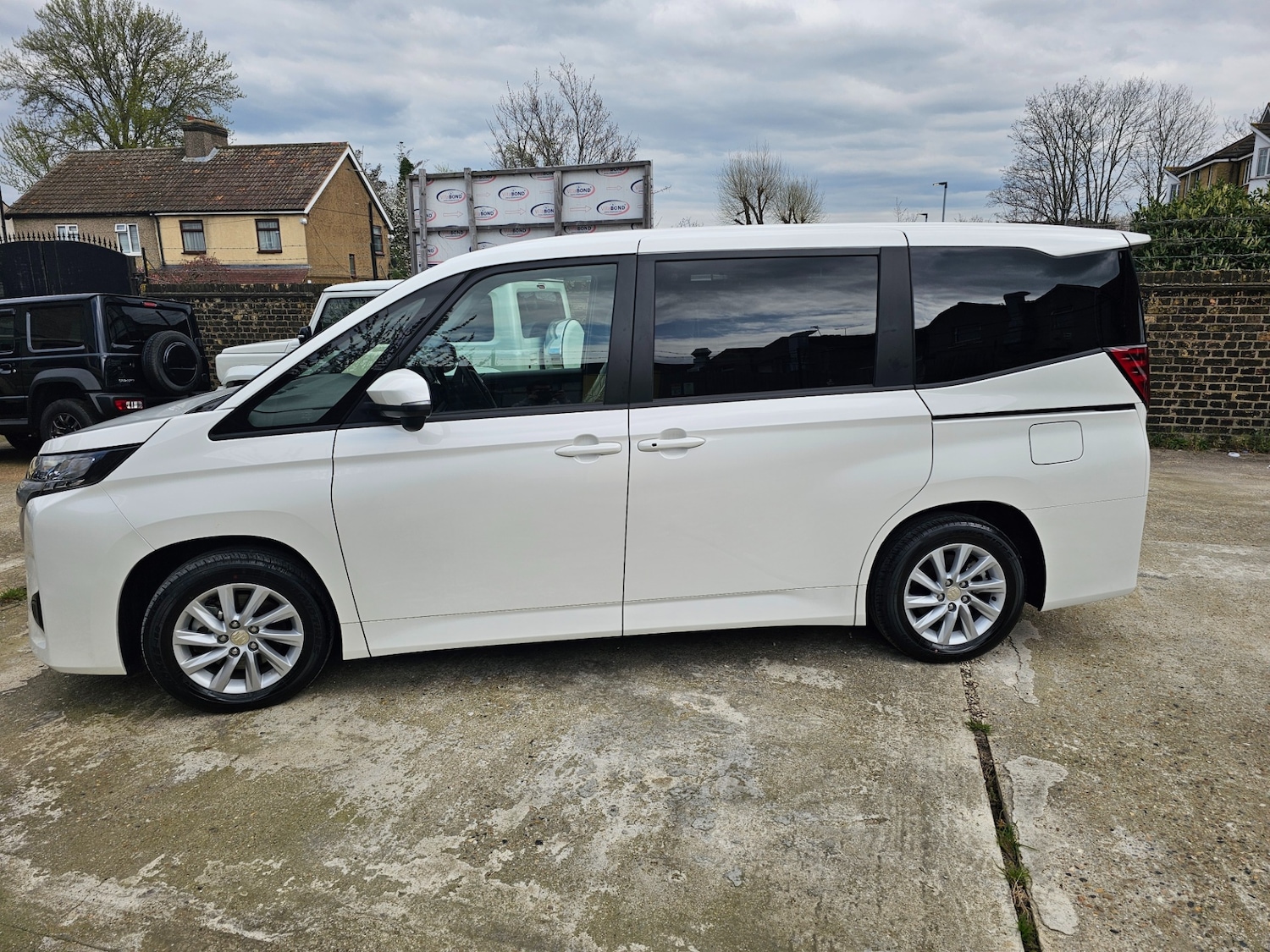 Used Toyota Noah 2024 for sale - 78198849: Photo 27