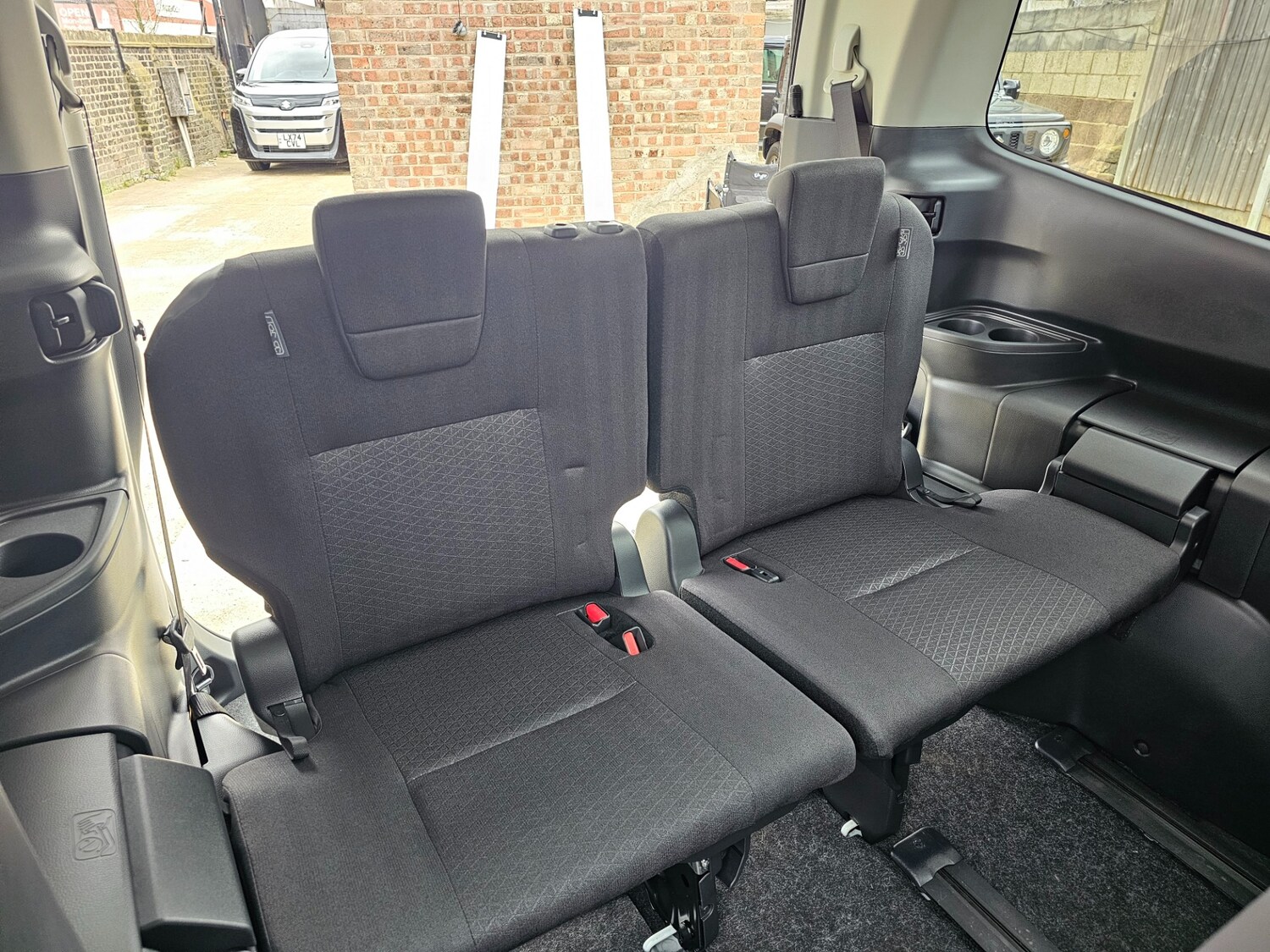 Used Toyota Noah 2024 for sale - 78198849: Photo 77