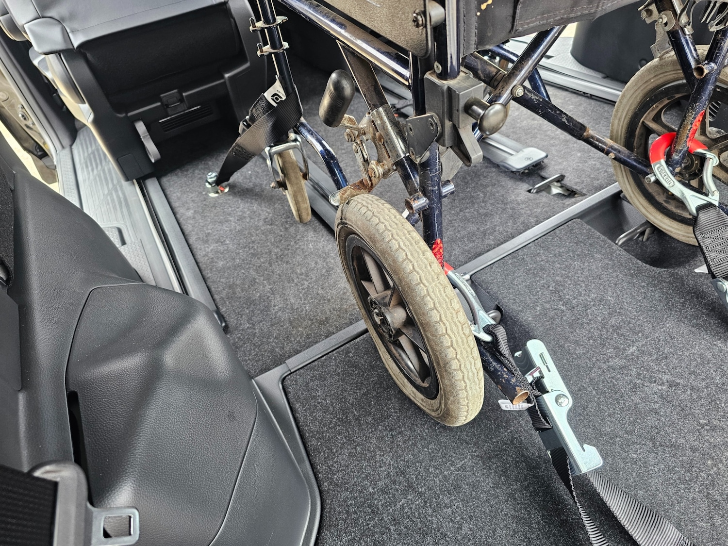 Used Toyota Voxy 2025 for sale - 78209702: Photo 18