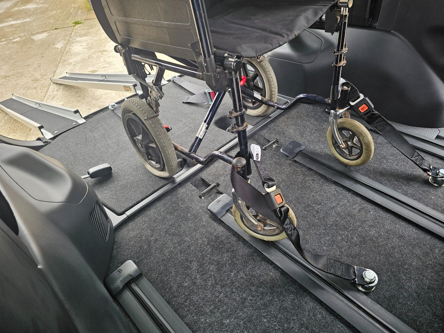 Used Toyota Voxy 2025 for sale - 78209702: Photo 20