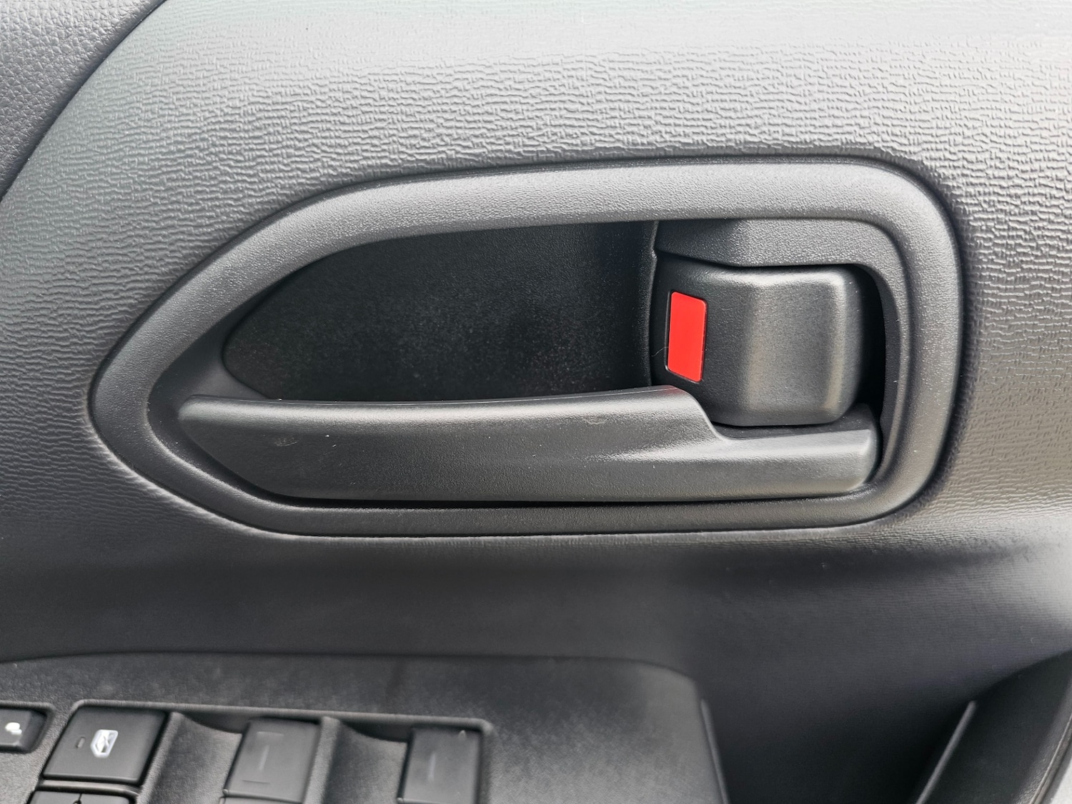 Used Toyota Voxy 2025 for sale - 78209702: Photo 62