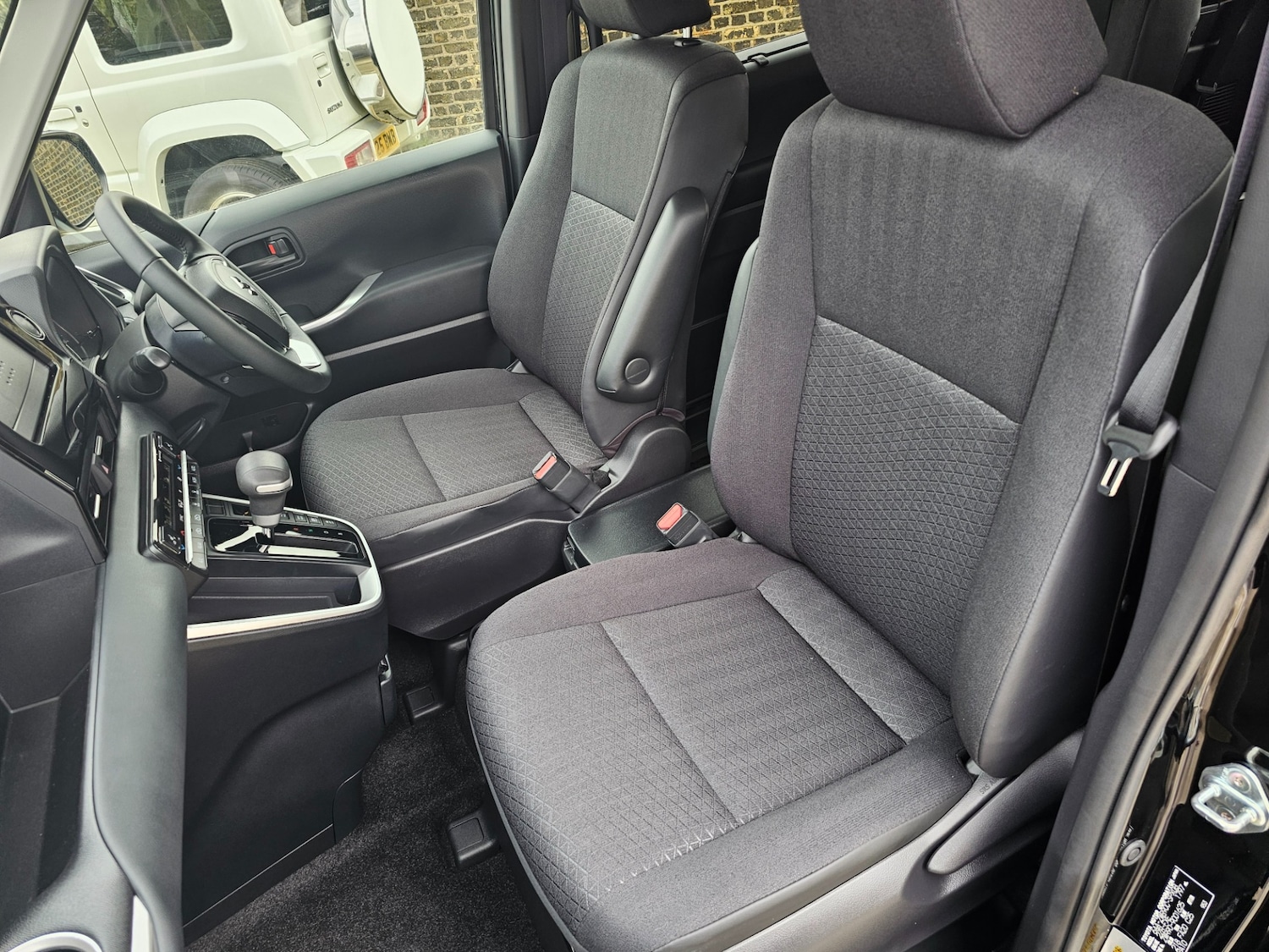 Used Toyota Voxy 2025 for sale - 78209702: Photo 82