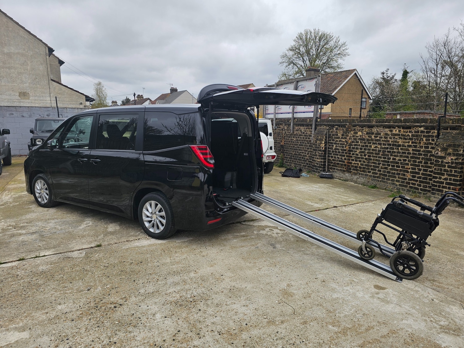 Used Toyota Voxy 2025 for sale - 78209702: Photo 9