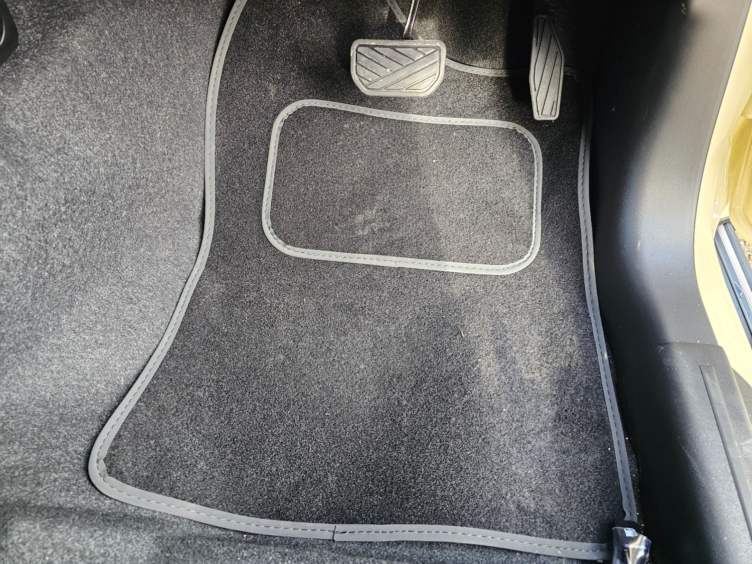 Used Suzuki Jimny 2024 for sale - 75723500: Photo 43