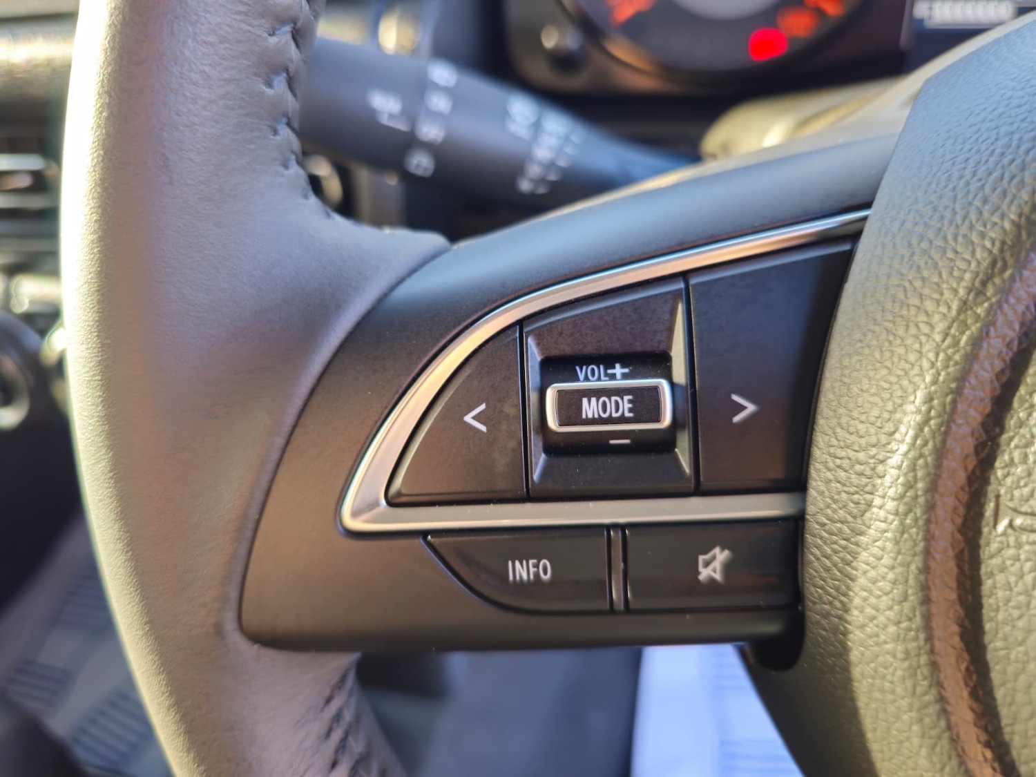 Used Suzuki Jimny 2023 for sale - 75571468: Photo 47